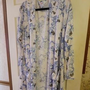 XL Floral Lularoe Sarah